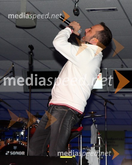 Tony Cetinski, hrvaški pevecTony Cetinski, koncert v Bowling centru Strike