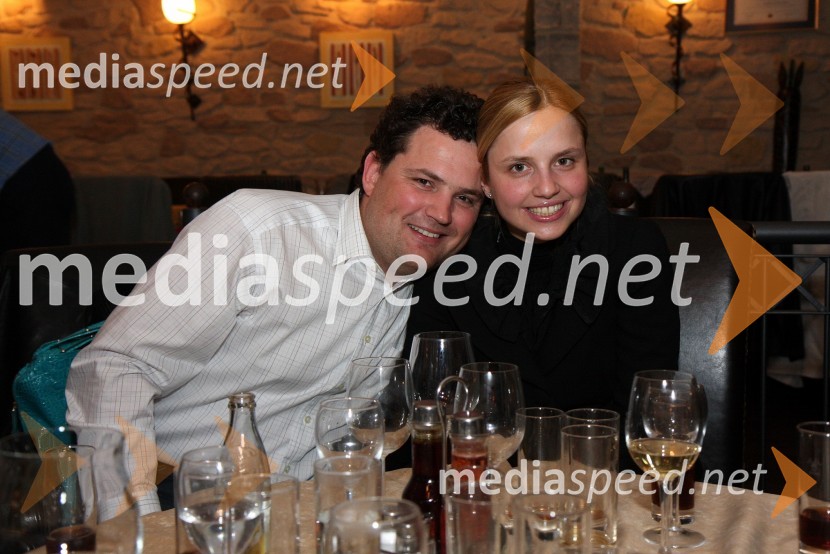 Damijan Koletnik, nekdanji direktor Dravskih elektrarn Maribor s soprogo SandroTony Cetinski, koncert v Bowling centru Strike