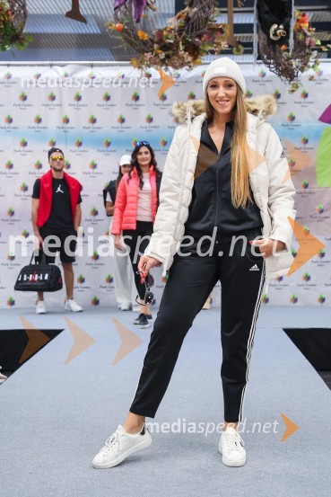  Eva Plešnar, modelModna revija Vulcano models 2023