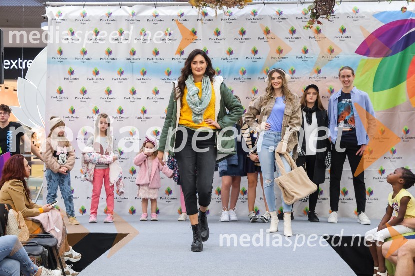  Klavdija Golija, manekenkaModna revija Vulcano models 2023