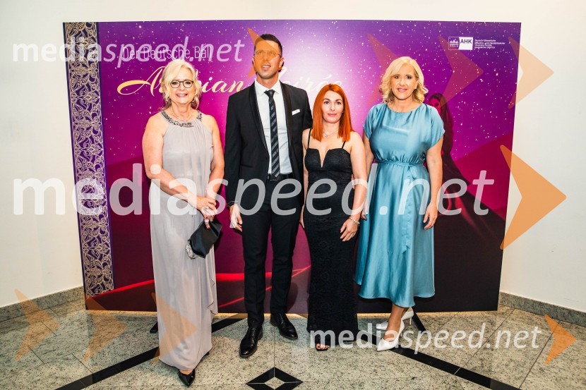  Dagmar von Bohnstein , predsednica, Slovensko-nemška gospodarska zbornica;  ... ;  ... ;  Katja  Stadler, Direktorica Deslo – AHK, poslovne storitve d.o.o.Ples nemškega gospodarstva 2023