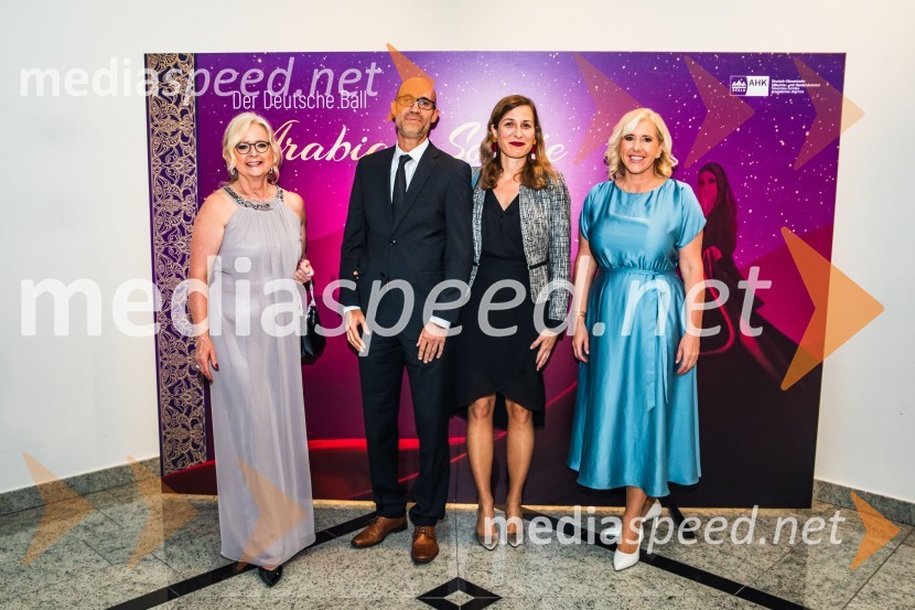  Dagmar von Bohnstein , predsednica, Slovensko-nemška gospodarska zbornica;  ... ;  ... ;  Katja  Stadler, Direktorica Deslo – AHK, poslovne storitve d.o.o.Ples nemškega gospodarstva 2023