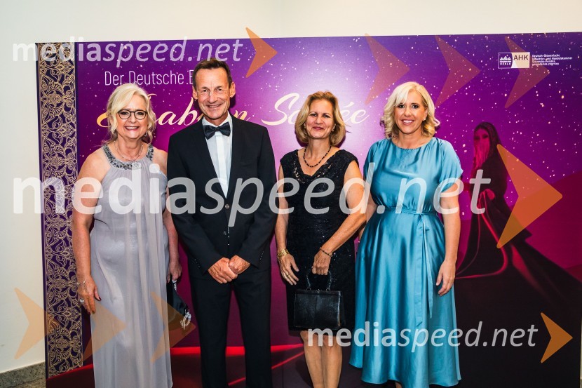  Dagmar von Bohnstein , predsednica, Slovensko-nemška gospodarska zbornica;  ... ;  ... ;  Katja  Stadler, Direktorica Deslo – AHK, poslovne storitve d.o.o.Ples nemškega gospodarstva 2023