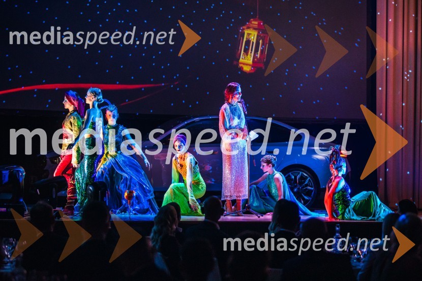  Lorella Flego, slovenska novinarka, modna urednica, televizijska moderatorkaPles nemškega gospodarstva 2023