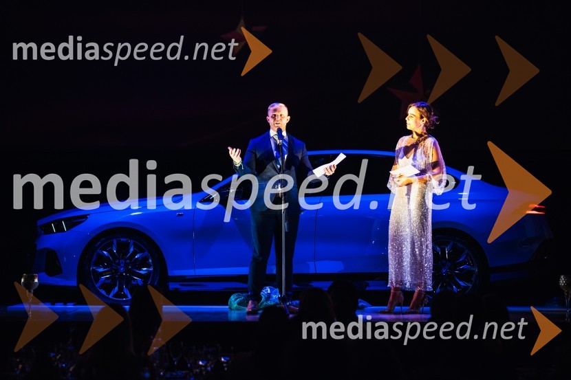  ... ;  Lorella Flego, slovenska novinarka, modna urednica, televizijska moderatorkaPles nemškega gospodarstva 2023