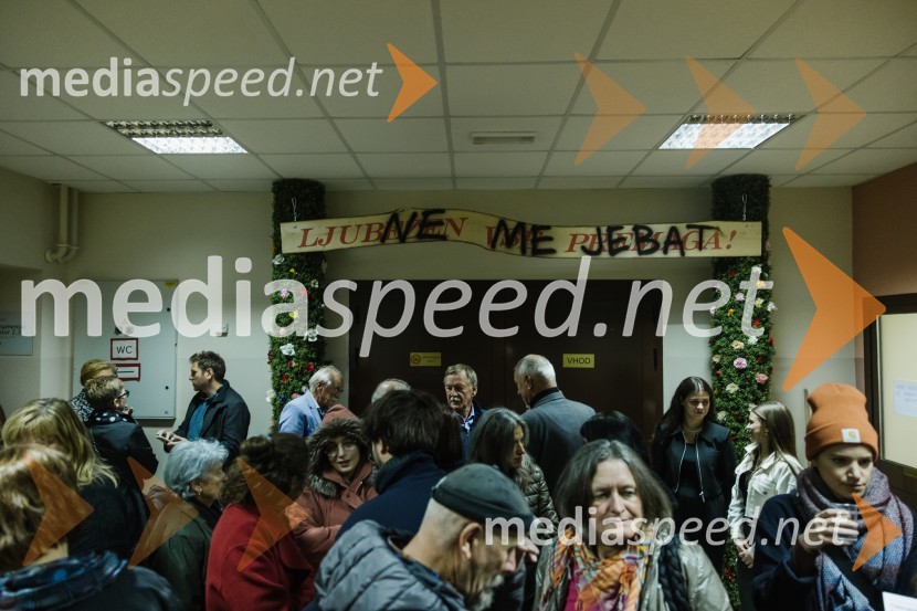 Umirajoči bog Triglav, premiera, SNG Nova Gorica