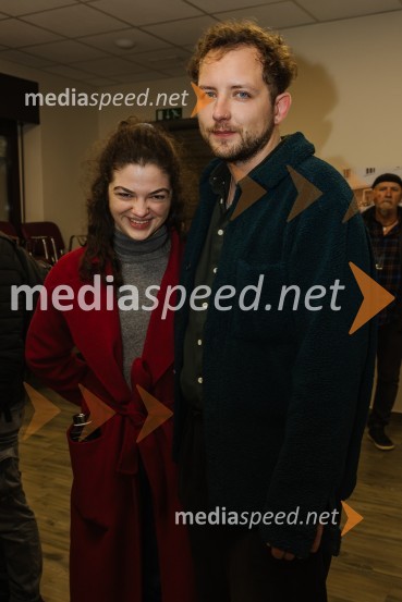  Diana  Kolenc, igralka;  Jaka Smerkolj Simoneti, dramaturg in kritikUmirajoči bog Triglav, premiera, SNG Nova Gorica