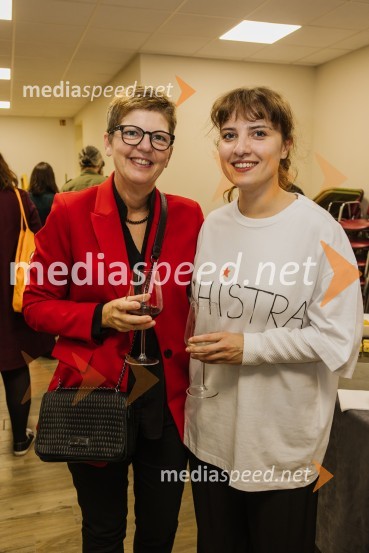  Mirjam Drnovšček, direktorica, SNG Nova Gorica;  Mojca Madon, režiserkaUmirajoči bog Triglav, premiera, SNG Nova Gorica