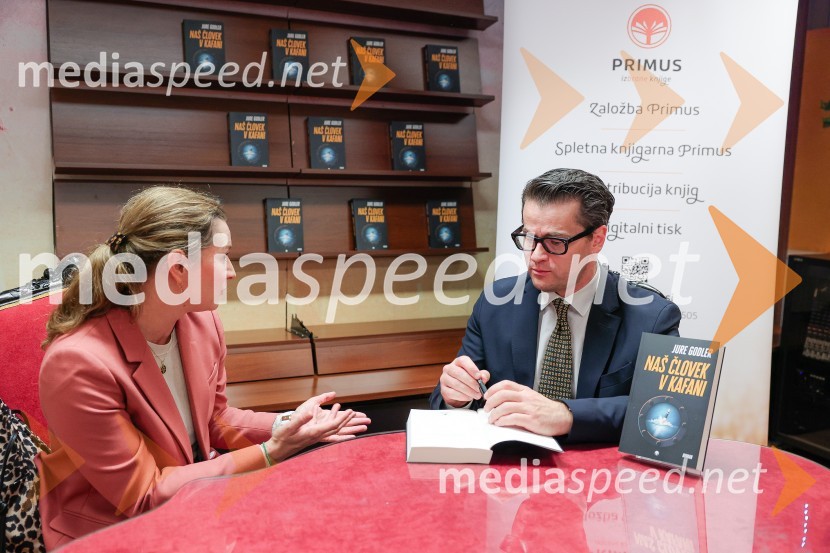 ... ;  Jure Godler, televizijski voditeljDruženje z Juretom Godlerjem ob izidu romana Naš človek v kafani