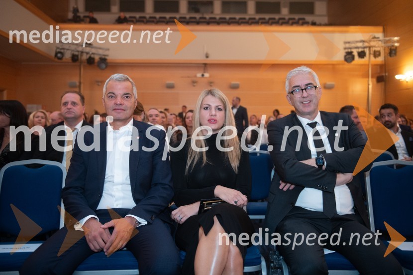  Aleksander Saša Arsenovič, župan, Mestna občina Maribor;  Katja Arsenovič, direktorica Rožmarin Hospitality Group;  ... Štajerski gospodarski oskar za leto 2022