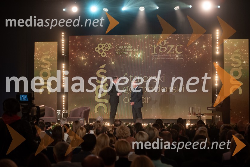 dr. Zoran Medved, odgovorni urednik, TV Maribor; dr. Roman Glaser, častni predsednik, Štajerska gospodarska zbornicaŠtajerski gospodarski oskar za leto 2022