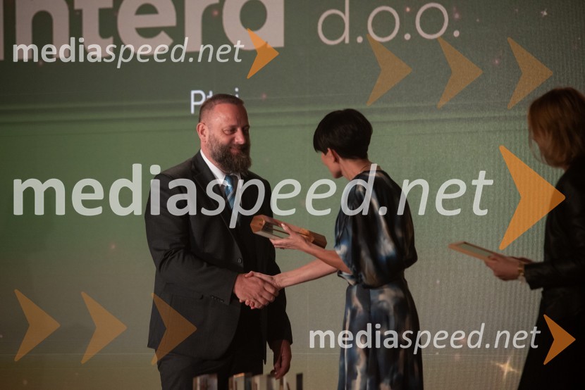  Peter Ladič, direktor, Intera d.o.o.; mag. Aleksandra Podgornik, direktorica, Štajerska gospodarska zbornicaŠtajerski gospodarski oskar za leto 2022