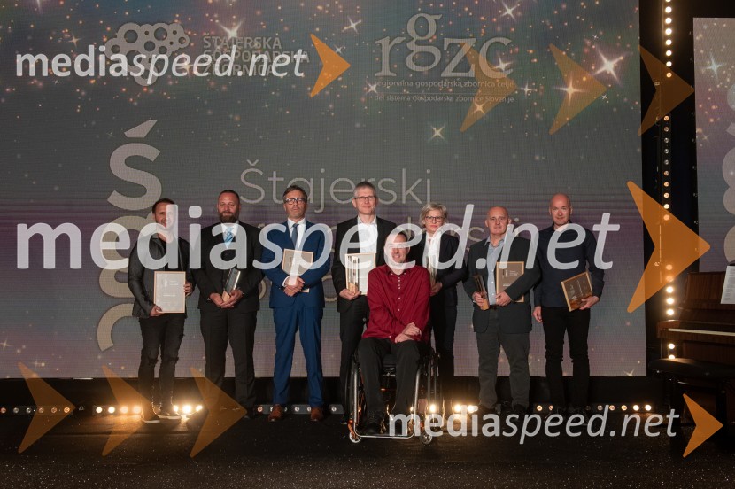 Davorin Gabrovec, Databox;  Peter Ladič, direktor, Intera d.o.o.;  Andrej Kolmanič, glavni izvršni direktor Skupine Impol;  Dean Besednjak, Kronoterm, d.o.o.;  Bogdan Kronovšek, direktor in lastnik podjetja Kronoterm;  Irena Šela, izvršna direktorica za finance in informatiko, Impol d.o,o;  Igor Kumer, MOS Servis d.o.o.;  Primož Pinter, direktor, Primius gradnje d.o.o.Štajerski gospodarski oskar za leto 2022