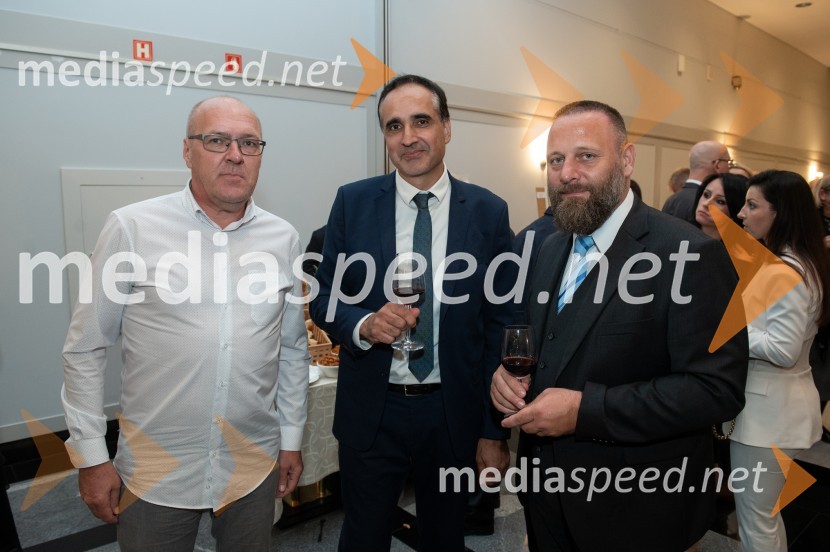  ... ;  Bernard Memon, nekdanji svetnik NSi v Mariboru, direktor, Zavod za zaposlovanje;  Peter Ladič, direktor, Intera d.o.o.Štajerski gospodarski oskar za leto 2022