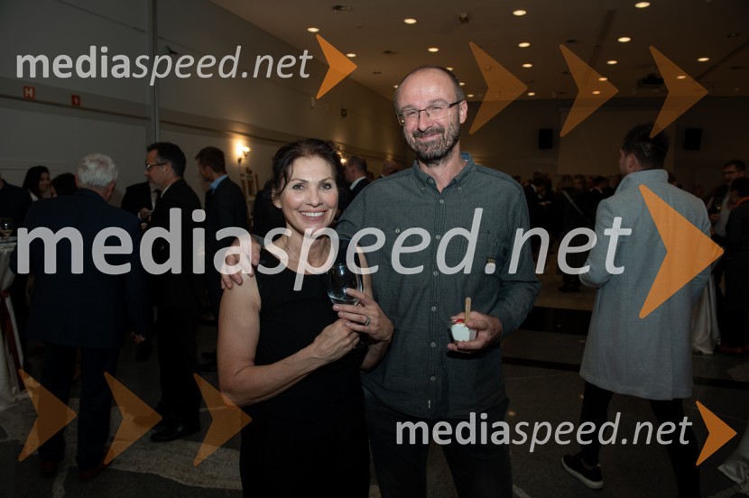  Sabina Hobacher, direktorica in lastnica agencije PR Plus;  ... Štajerski gospodarski oskar za leto 2022