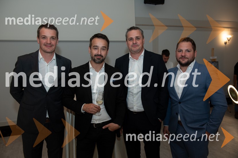  Mitja Šeško, moderator prireditev ;  ... ;  Matjaž Šeško, direktor, SES;  ... Štajerski gospodarski oskar za leto 2022