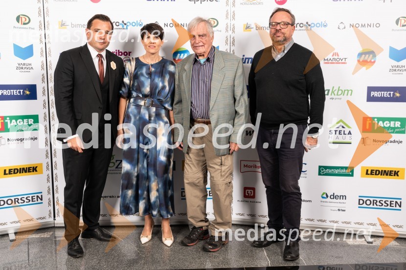  Zdenko Škraban, Vitoma PR; mag. Aleksandra Podgornik, direktorica, Štajerska gospodarska zbornica; ddr. Matjaž Mulej,  prvi predsednik Strokovnega sveta inštituta IRDO, predsednik Raziskovalnega sveta ZRC IRDO, zaslužni profesor iz Ekonomsko-poslovne fakultete Univerze v Mariboru;  Borut Ambrožič, predsenik Hortikulturnega društva MariborŠtajerski gospodarski oskar za leto 2022