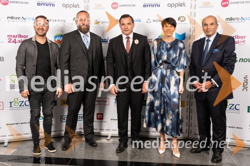 Davorin Gabrovec, Databox;  Peter Ladič, direktor, Intera d.o.o.;  Zdenko Škraban, Vitoma PR; mag. Aleksandra Podgornik, direktorica, Štajerska gospodarska zbornica; dr. Roman Glaser, častni predsednik, Štajerska gospodarska zbornicaŠtajerski gospodarski oskar za leto 2022