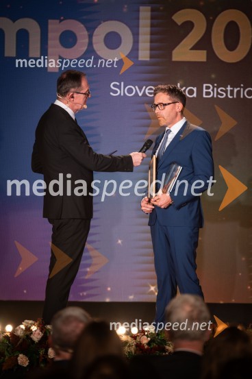 dr. Zoran Medved, odgovorni urednik, TV Maribor;  Andrej Kolmanič, glavni izvršni direktor Skupine ImpolŠtajerski gospodarski oskar za leto 2022