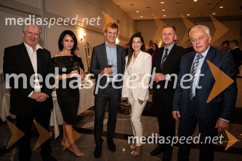  ... ;  ... ;  ... ;  ... ; dr. Simon Rečnik, direktor Trdnih izdelkov in član uprave Leka d.d.;  Gorazd  Bende, direktor Zavoda poslovno proizvodna cona TeznoŠtajerski gospodarski oskar za leto 2022