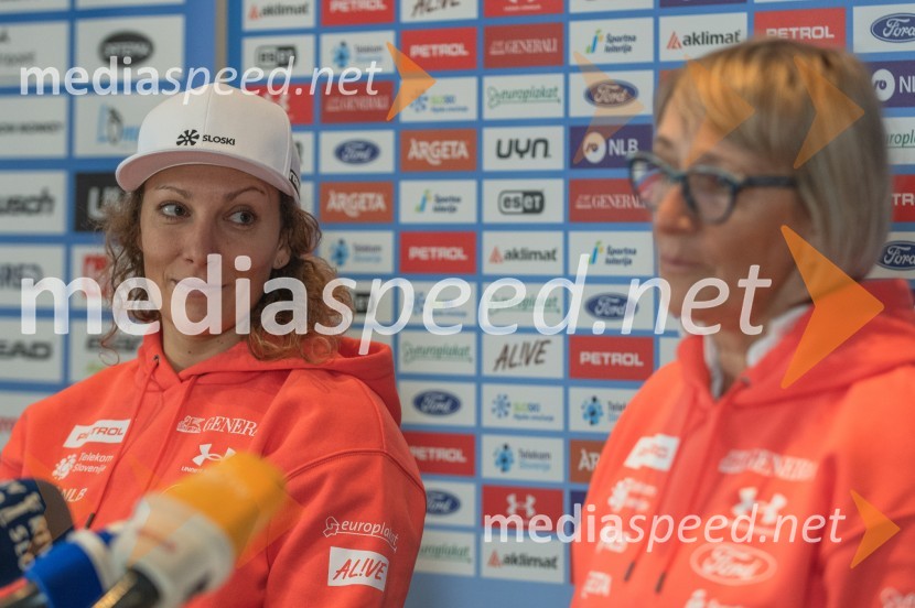  Ilka Štuhec, slovenska alpska smučarkaNovinarska konferenca slovenske alpske smučarke Ilke Štuhec