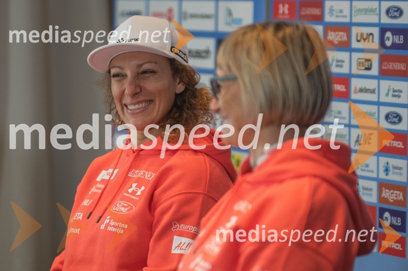  Ilka Štuhec, slovenska alpska smučarkaNovinarska konferenca slovenske alpske smučarke Ilke Štuhec