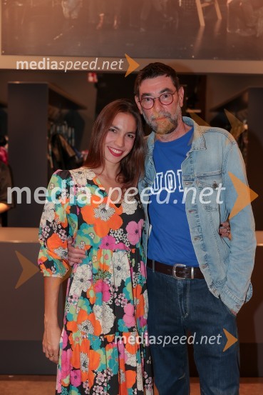  Klara Kastelec, igralka;  Matjaž Pograjc, režiserMala vrla viteza, premiera predstave, Lutkovno gledališče Ljubljana