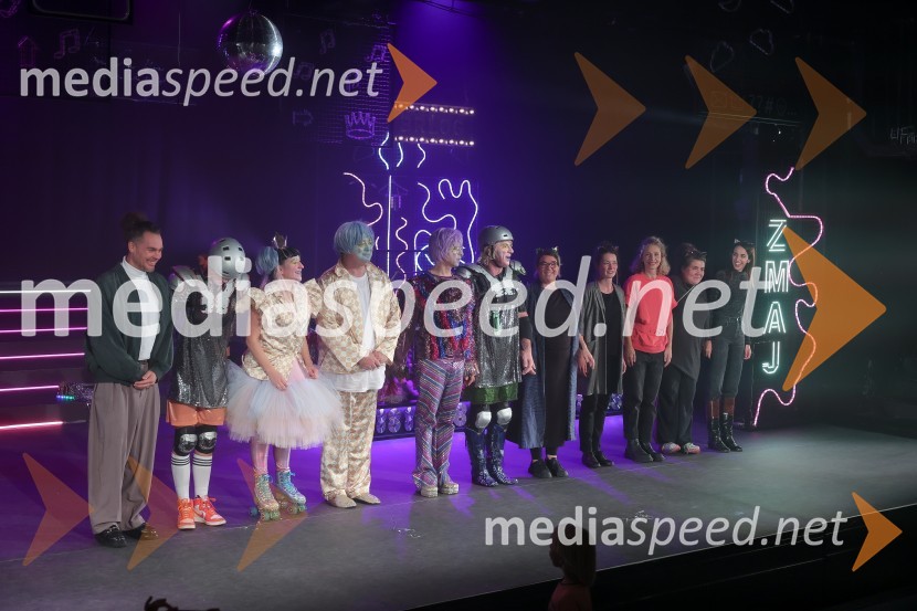  Željko Božič , koreograf;  Ajda  Toman, dramska igralka-animatorka;  Aja Kobe, igralka;  Brane Vižintin, svetovalec za animacijo lutk, igralec in prevajalec;  Jan Bučar, igralec;  Blaž  Celarec, glasbenik, igralec;  Ivana Djilas, režiserka;  Sara Slivnik, scenografinja;  Jelena Proković, kostumografinja, JSP;  ... ;  ... Mala vrla viteza, premiera predstave, Lutkovno gledališče Ljubljana