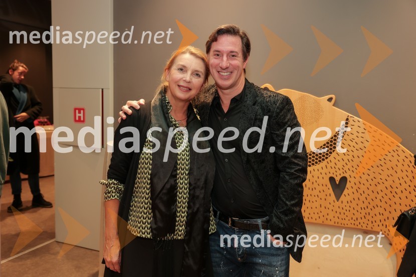  Darja Reichman, igralka;  Jan Bučar, igralecMala vrla viteza, premiera predstave, Lutkovno gledališče Ljubljana