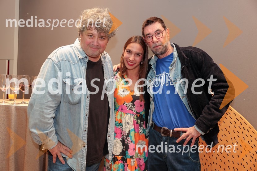  Brane Vižintin, svetovalec za animacijo lutk, igralec in prevajalec;  Klara Kastelec, igralka;  Matjaž Pograjc, režiserMala vrla viteza, premiera predstave, Lutkovno gledališče Ljubljana