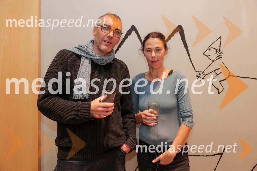  Mare Bulc, režiser;  Ajda  Toman, dramska igralka-animatorkaMala vrla viteza, premiera predstave, Lutkovno gledališče Ljubljana