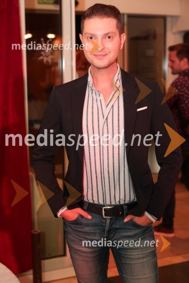  Damjan Murko, pevecVečerja bedakov