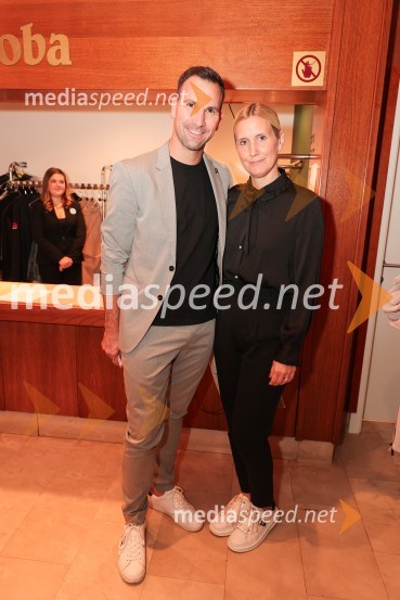  Matevž Česen, koreograf;  Tanja ČesenVečerja bedakov