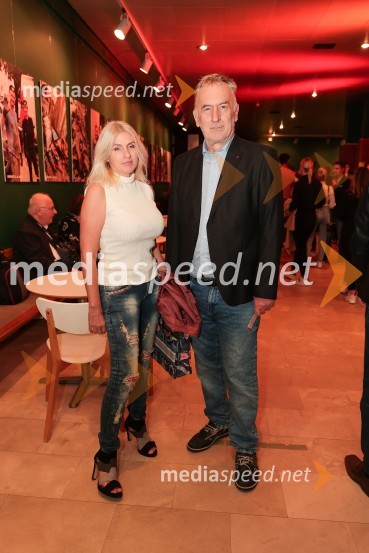  Alenka Kavčič;  Jonas Žnidaršič, igralecVečerja bedakov