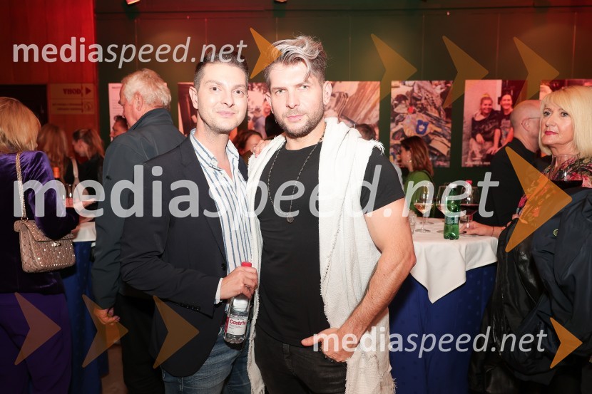  Damjan Murko, pevec;  Klemen Bunderla, radijski voditelj, radio AktualVečerja bedakov