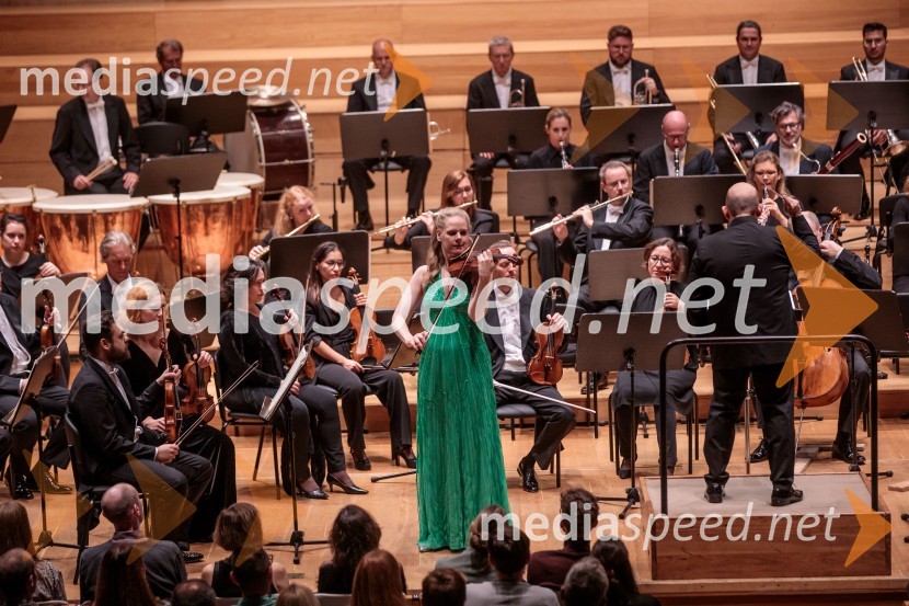  Simone Lamsma, violina;  Jaap van Zweden, dirigentDunajski simfoniki, koncert v Cankarjevem domu