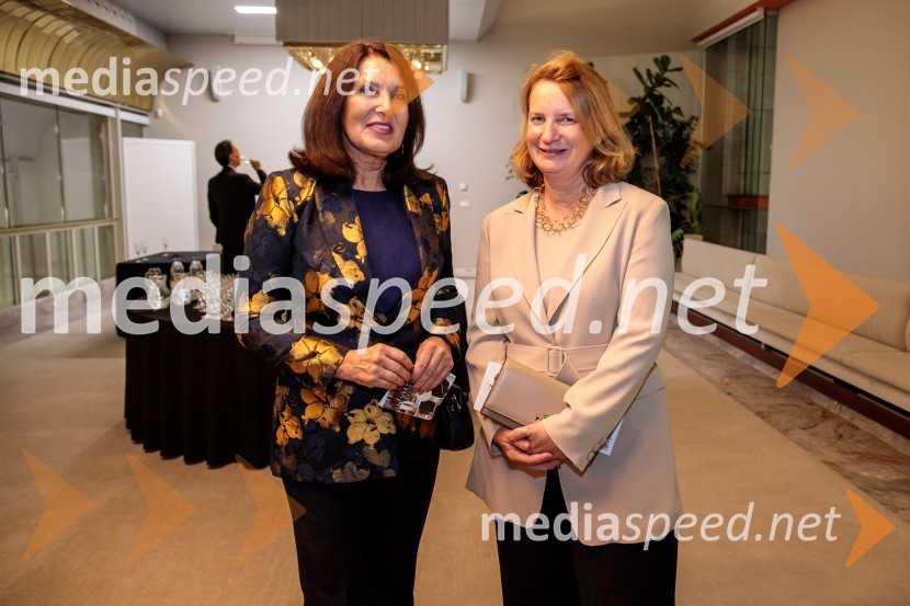mag. Breda Pečovnik, direktorica kongresno komercialne dejavnosti Cankarjev dom; mag. Elisabeth Ellison-Kramer, avstrijska veleposlanica v SlovenijiDunajski simfoniki, koncert v Cankarjevem domu