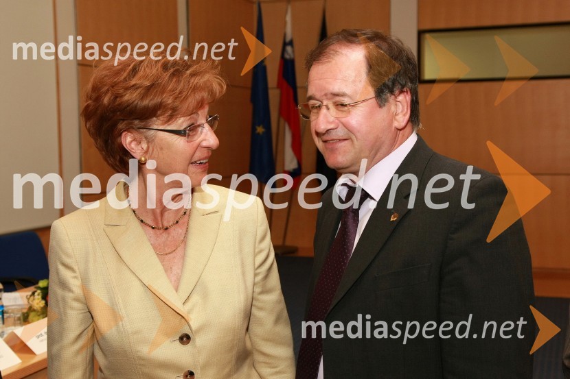 Prof. dr. Andreja Kocijančič, rektorica Univerze v Ljubljani in prof. dr. Rado Bohinc, rektor Univerze na PrimorskemUniverza v Mariboru, posvet o predlogu Zakona o univerzi