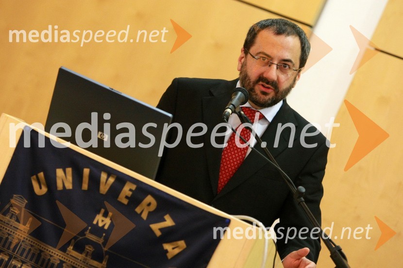 Dr. József Györkös, državni sekretar na Ministrstvu za visoko šolstvo, znanost in tehnologijoUniverza v Mariboru, posvet o predlogu Zakona o univerzi