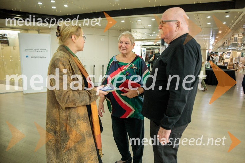  Darja Reichman, igralka;  Peter Gombač;  Branka GombačQudus Onikeku: Re:inkarnacija, plesni spektakel v Cankarjevem domu