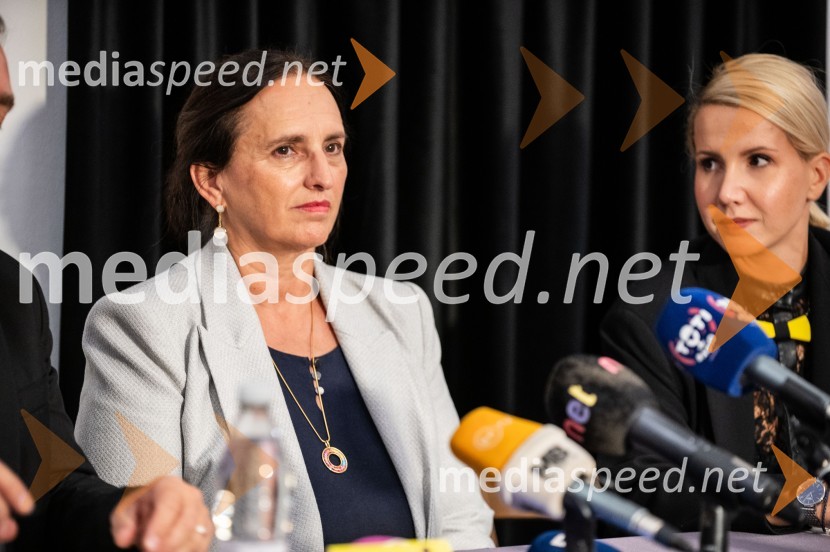  Leonida Gregorič, vodja laboratorija, Kmetijsko gozdarski zavod Maribor;  Natalija Cvetko, Mediaspeed d.o.o.Salon štajerskih mladih vin Pubec letos ponovno v Mariboru in Ljubljani