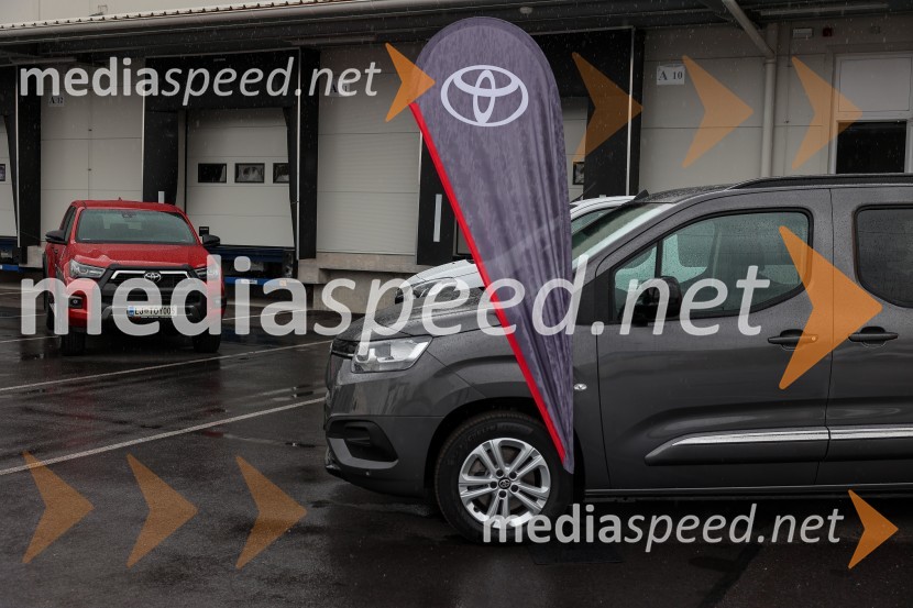 Predstavitev Toyotinega gospodarskega programa