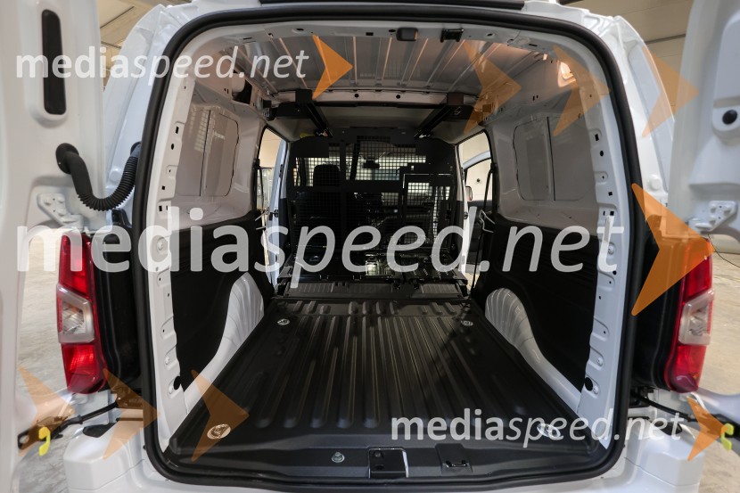 Predstavitev Toyotinega gospodarskega programa