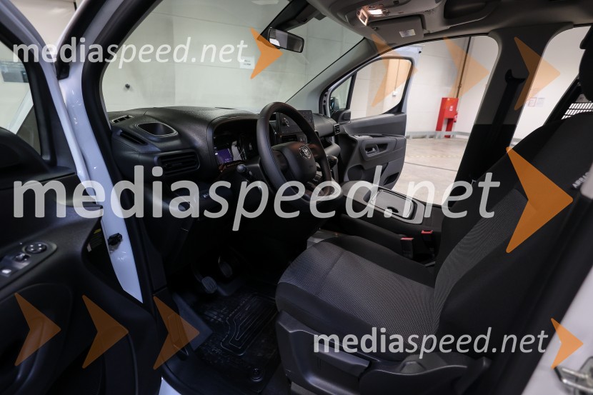 Predstavitev Toyotinega gospodarskega programa