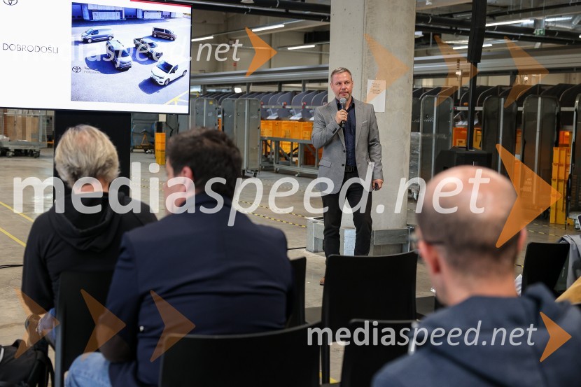 Predstavitev Toyotinega gospodarskega programa