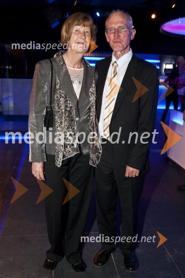 Milan Matos, predsednik uprave Mladinska knjiga Založba (MKZ) in njegova soproga SilvaOtvoritev lokala TOP Eat&Party v Nami (nekdanja diskoteka Global)