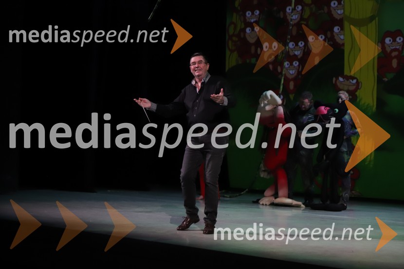  Simon Robinson, dirigentKnjiga o džungli, pravljična opera v SNG Maribor