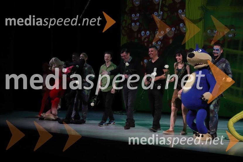  Petra Crnjac, operna pevka;  Joshua Held, scenograf;  Simon Robinson, dirigent;  Pier Francesco  Maestrini, režiser;  Valentina Čuden, operna pevka;  Sebastijan Čelofiga, baritonist, operni pevecKnjiga o džungli, pravljična opera v SNG Maribor