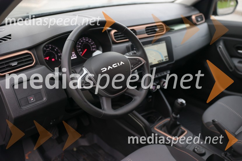 Dacia dan s predstavitvijo vozila Dacia Bigster