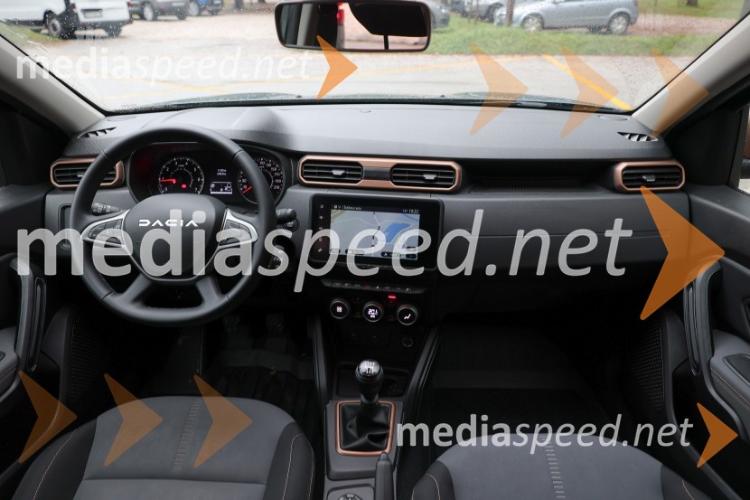 Dacia dan s predstavitvijo vozila Dacia Bigster